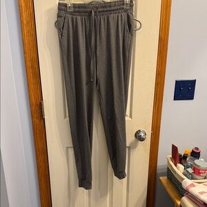 Women's Charcoal Jogger Pants w/pockets - medium